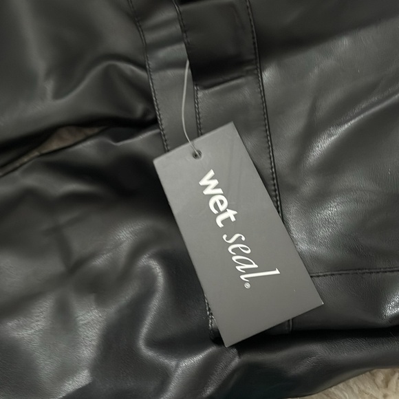Wet seal faux leather black pants NWT size small - Picture 3 of 3